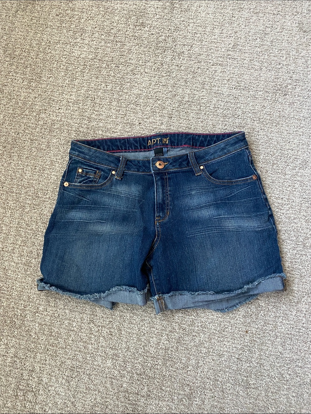 Apt. 9 Women's Dark Blue Frayed Hem Denim Modern Shorts Size 10